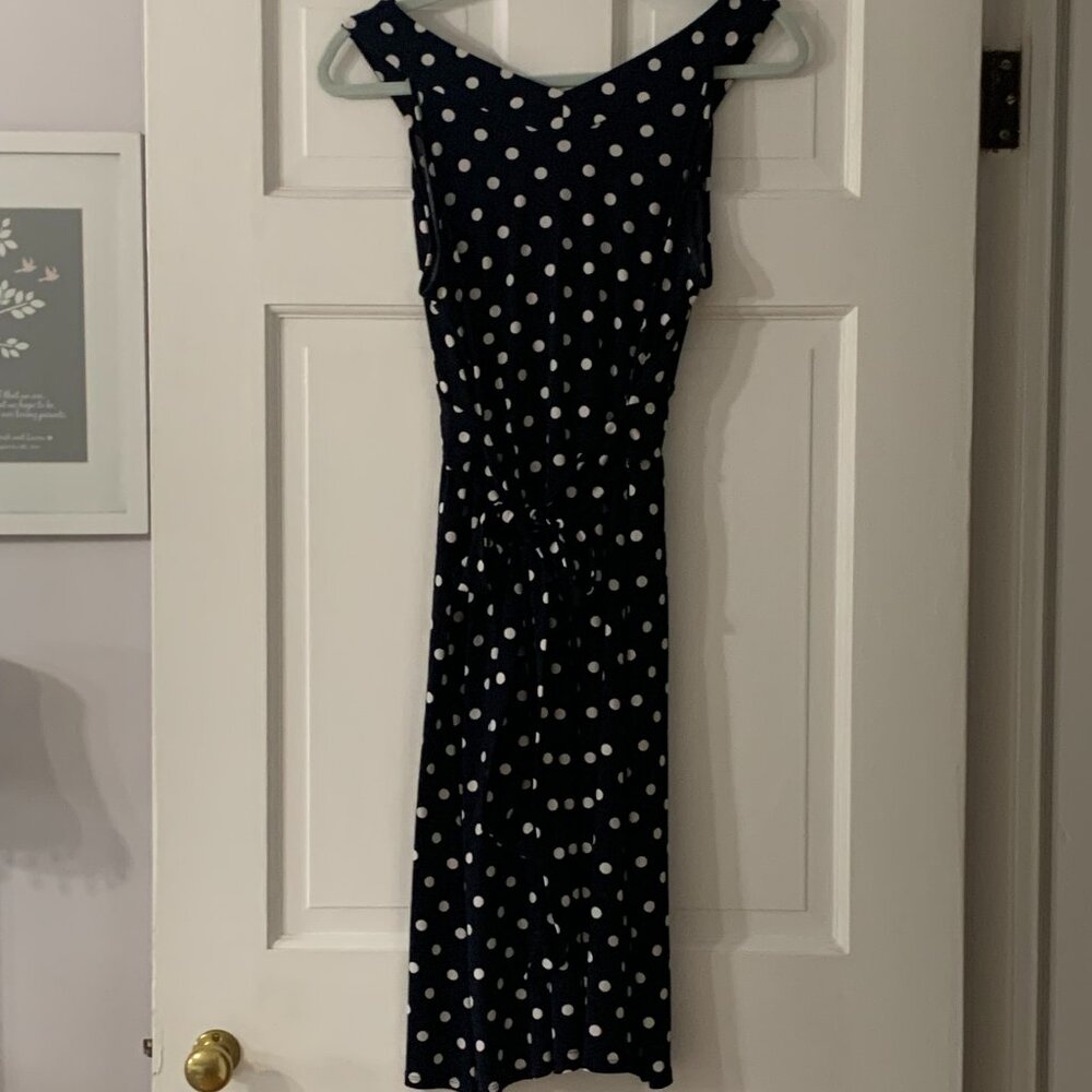 Loft Navy Stretch dress with Polka dots,  criss cross bodice, size 8 - Picture 7 of 9